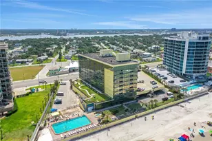 1909 S Atlantic Ave, Daytona Beach, FL 32118 - Photo 2