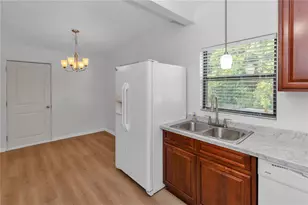230 Flamingo Dr, Sanford, FL 32773 - Photo 6