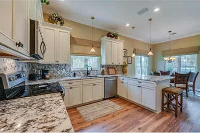 1259 Avenida De Las Casas, Lady Lake, FL 32159 - Photo 18