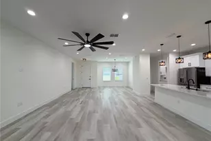 1989 Monterey Dr, Deltona, FL 32738 - Photo 22