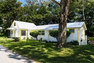 490 John St, Lake Helen, FL 32744 - Photo 2