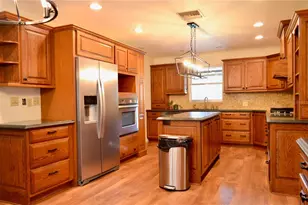 308 N Salisbury Ave, Deland, FL 32720 - Photo 2