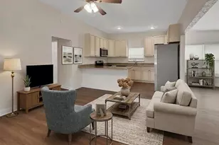 1211 N Boston Ave, Deland, FL 32724 - Photo 2