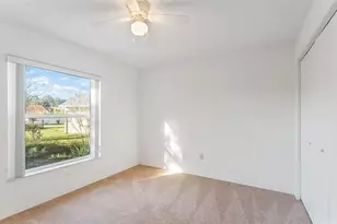 8 White Hurst Ln, Palm Coast, FL 32164 - Photo 12