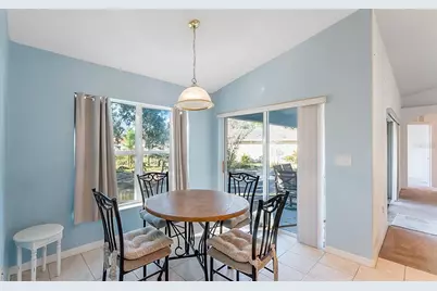 8 White Hurst Lane, Palm Coast, FL 32164 - Photo 6