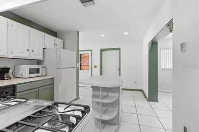 812 W Franklin Avenue, Deland, FL 32720 - Photo 18