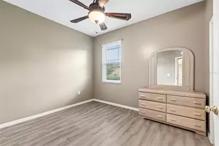 5737 Wynstone Ln, Zephyrhills, FL 33541 - Photo 34