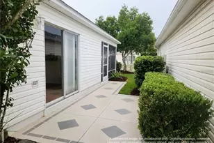 17449 SE 81st Newberry Ct, The Villages, FL 32162 - Photo 10
