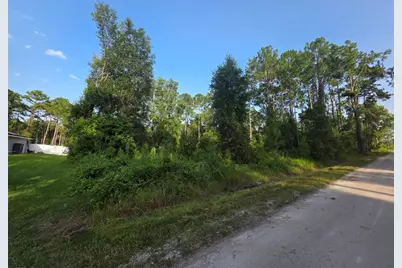 1233 East Parkway, Deland, FL 32724 - Photo 4