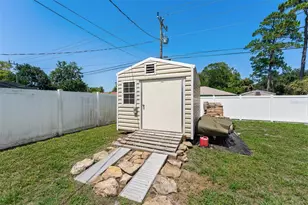2817 Yule Tree Dr, Edgewater, FL 32141 - Photo 36