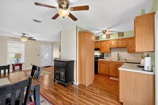 3018 Yorkshire Dr, Deltona, FL 32738 - Photo 32