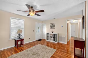 3018 Yorkshire Dr, Deltona, FL 32738 - Photo 28