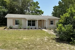 2942 Greynolds St, Deltona, FL 32738 - Photo 2