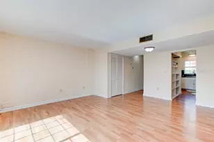 621 W Indiana Ave, Deland, FL 32720 - Photo 8
