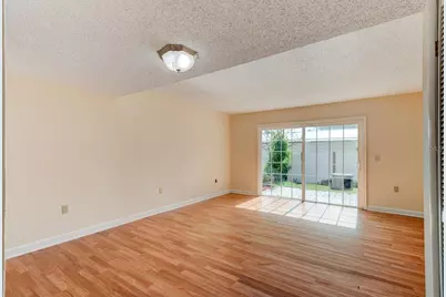 621 W Indiana Avenue #01, Deland, FL 32720 - Photo 10