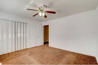 621 W Indiana Avenue #01, Deland, FL 32720 - Photo 18