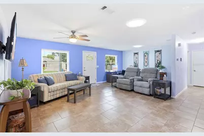 411 S Brooks Avenue, Deland, FL 32720 - Photo 2