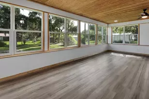 235 W Retta St, De Leon Springs, FL 32130 - Photo 18