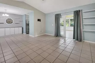 235 W Retta St, De Leon Springs, FL 32130 - Photo 8