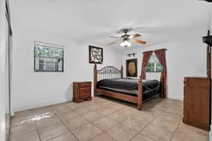 912 Royal Oak Ct, Holly Hill, FL 32117 - Photo 10