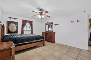 912 Royal Oak Ct, Holly Hill, FL 32117 - Photo 16