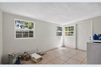 912 Royal Oak Court, Holly Hill, FL 32117 - Photo 12