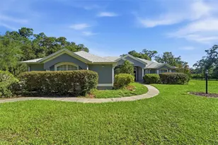 2111 Sun Valley Ln, Deland, FL 32720 - Photo 2