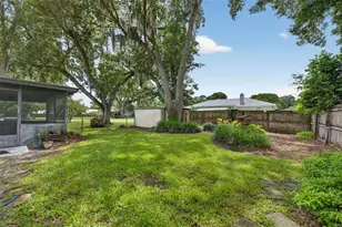 290 Sandyhook Ln, Deland, FL 32724 - Photo 20