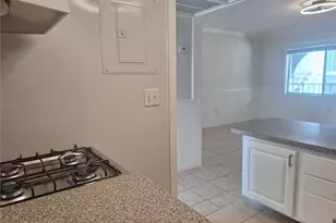 136 Blue Pointe Way, Altamonte Springs, FL 32701 - Photo 10