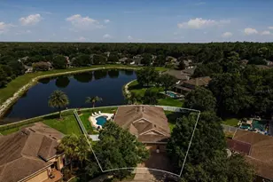 471 Breeders Cup Ct, Deland, FL 32724 - Photo 2