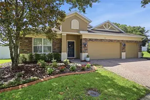 471 Breeders Cup Ct, Deland, FL 32724 - Photo 2