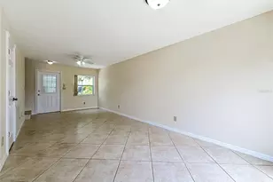 1718 Adams Circle S, Largo, FL 33771 - Photo 4