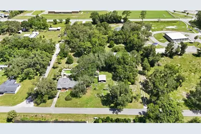 163 E Orange Avenue, Pierson, FL 32180 - Photo 44