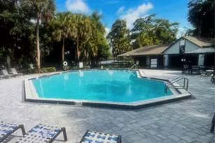 408 Northlake Dr, Sanford, FL 32773 - Photo 6