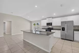 21 Rocking Ln, Palm Coast, FL 32164 - Photo 10