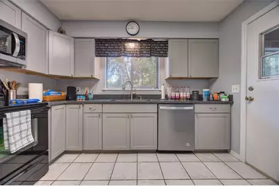 1055 W Village Green Rd, Deland, FL 32720 - Photo 20