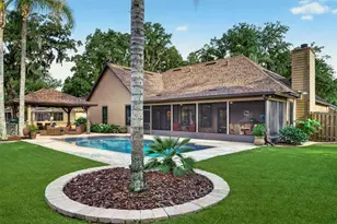 1817 SE 34th Ln, Ocala, FL 34471 - Photo 2