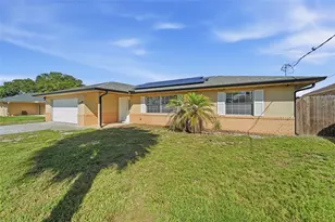 1289 Dandelion Dr, Deltona, FL 32725 - Photo 4