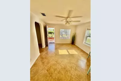 910 W French Avenue, Orange City, FL 32763 - Photo 4