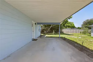 2456 Kimberly Dr, Deltona, FL 32738 - Photo 4
