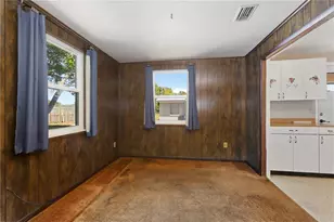 2456 Kimberly Dr, Deltona, FL 32738 - Photo 14