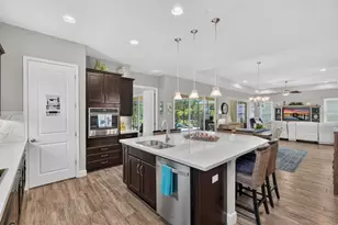 910 Creekwood Dr, Ormond Beach, FL 32174 - Photo 10