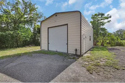 103 Siesta Court, Deland, FL 32724 - Photo 2