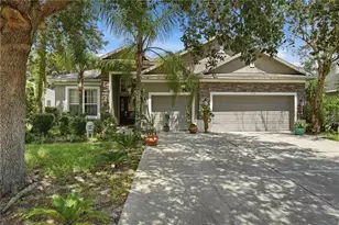 458 Woodford Dr, Debary, FL 32713 - Photo 2