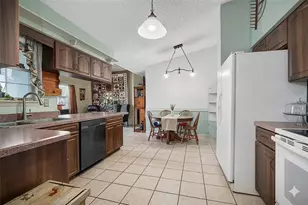 2372 Mitchell Island Rd, Deltona, FL 32738 - Photo 6