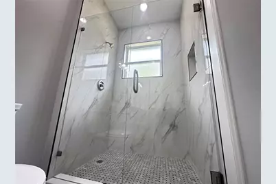221 W Euclid Avenue, Deland, FL 32720 - Photo 14