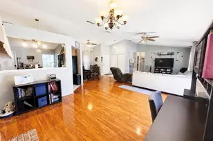 561 Astoria Dr, Deland, FL 32724 - Photo 8