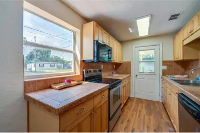 1220 Leon Lane, Daytona Beach, FL 32117 - Photo 10