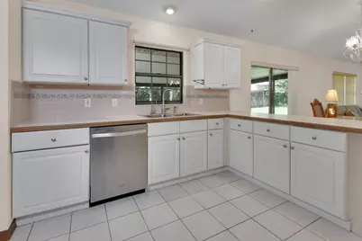 750 Oak Terrace, Orange City, FL 32763 - Photo 8