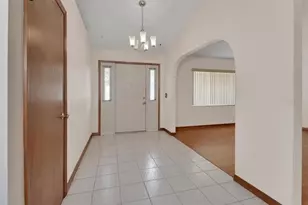 750 Oak Terrace, Orange City, FL 32763 - Photo 2
